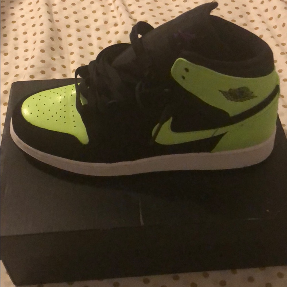 Sneaks Jordan retro 1s